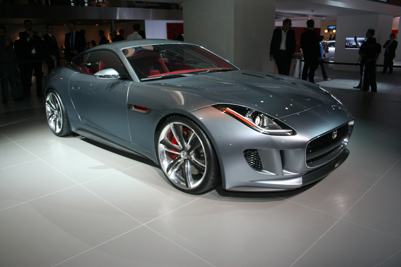 Illustration for article titled Jaguar C-X16 gallery